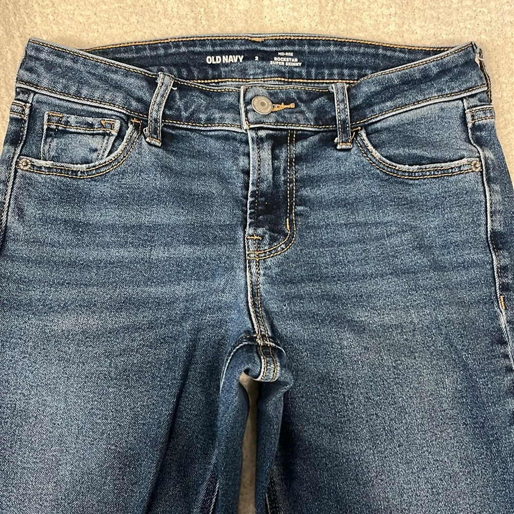 Old Navy Mid-Rise Rockstar Super Skinny Jeans